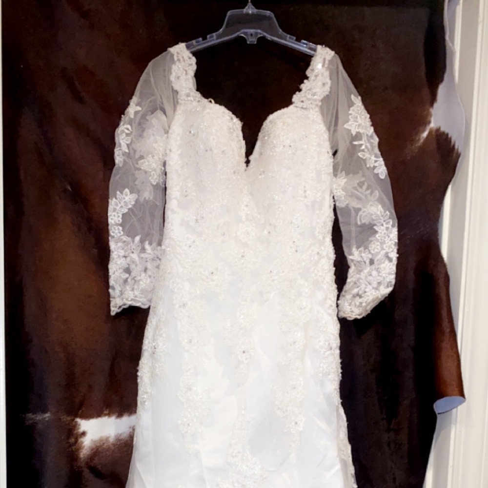 Wedding dress